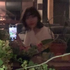 Meet your Posher, Gloria jane